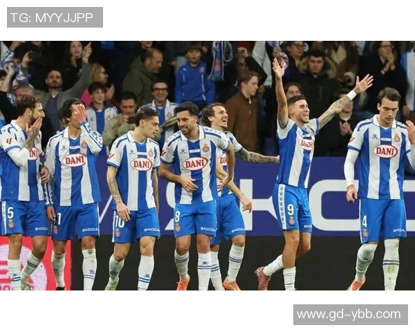 马德里竞技迎战瓦伦西亚争夺西甲积分榜关键战役